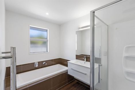 Photo of property in 1 Rue De La Mare, Parklands, Christchurch, 8083