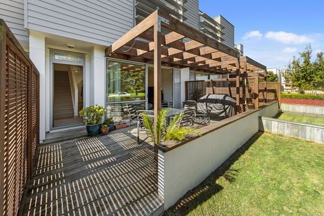 Photo of property in 25 Kauri Drive, Takanini, 2112