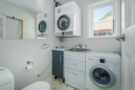 Photo of property in 544 Broadway, Strathmore Park, Wellington, 6022