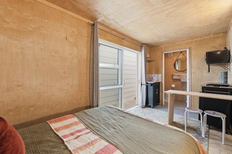 Photo of property in 5 Marjorie Lane, Papamoa Beach, Papamoa, 3118