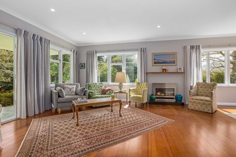 Photo of property in 31-33 Karu Crescent, Waikanae, 5036