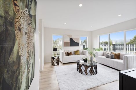 Photo of property in 79 San Valentino Drive, Henderson, Auckland, 0612