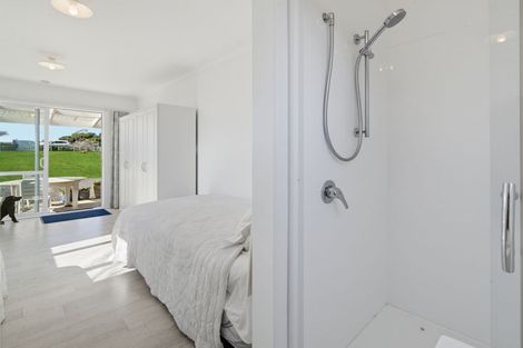 Photo of property in 250 Porangahau Road, Waipukurau, 4282