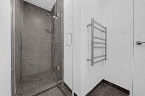 Photo of property in 4/29 Normandy Place, Henderson, Auckland, 0610
