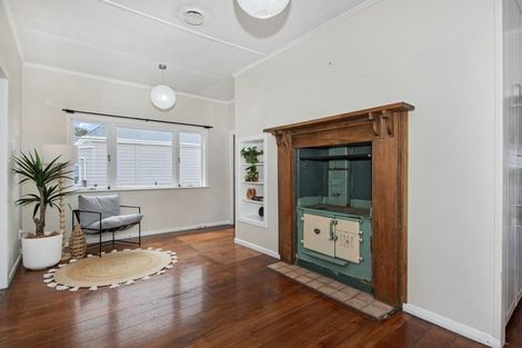 Photo of property in 9 Deveron Street, Regent, Whangarei, 0112