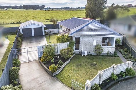 Photo of property in 9 Cornet Lane, Aranui, Christchurch, 8061