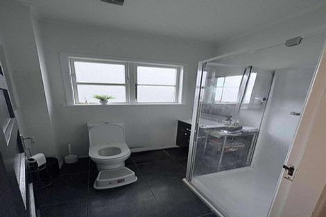 Photo of property in 1/27 Athlone Crescent, Avalon, Lower Hutt, 5011