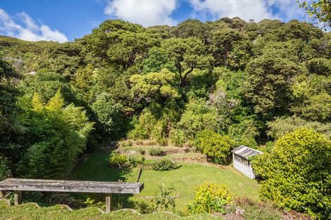 Photo of property in 24 Mahoe Street, Eastbourne, Lower Hutt, 5013