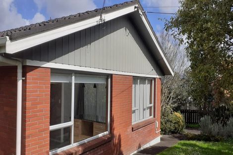 Photo of property in 1/163 View Road, Sunnyvale, Auckland, 0612