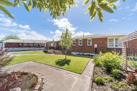 Photo of property in 5 Tingey Place, Awapuni, Palmerston North, 4412