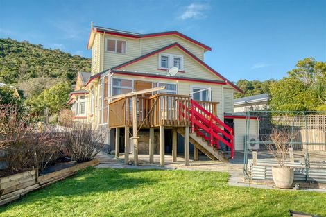 Photo of property in 8 Kilgour Road, Greymouth, 7805