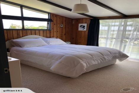 Photo of property in 6 Vela Place, Clarks Beach, 2122