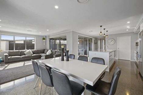 Photo of property in 7 Grahams Lane, Bell Block, New Plymouth, 4312