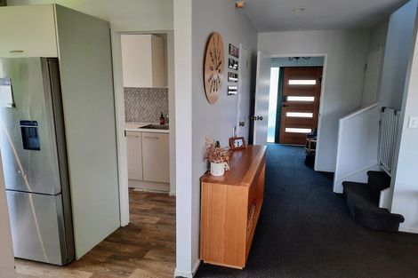 Photo of property in 4a Holiday Road, Stanmore Bay, Whangaparaoa, 0932