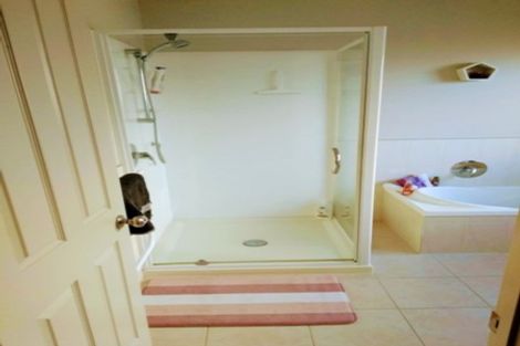 Photo of property in 9 Brechin Place, Wattle Downs, Auckland, 2103