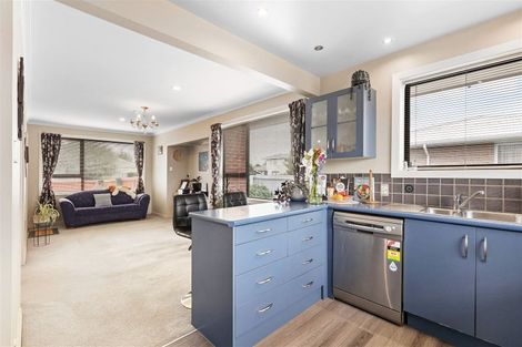 Photo of property in 6 Carbine Place, Sockburn, Christchurch, 8042