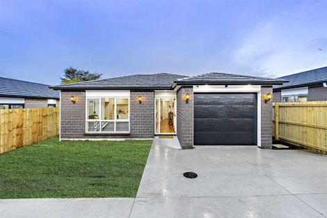 Photo of property in 18b Gardiner Grove, Mangere East, Auckland, 2024