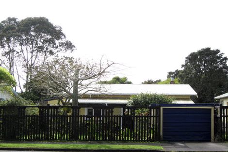 Photo of property in 7 Pukenui Street, Strandon, New Plymouth, 4312