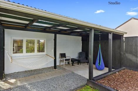 Photo of property in 399b Te Moana Road, Waikanae, 5036