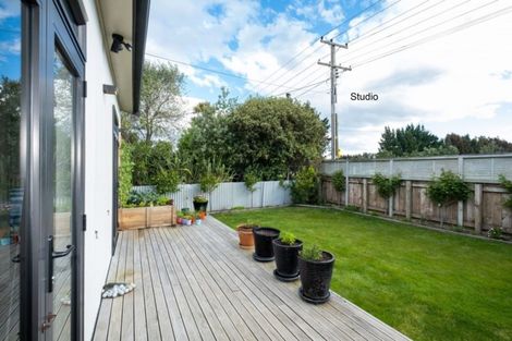 Photo of property in 37 Clifton Road, Haumoana, 4102