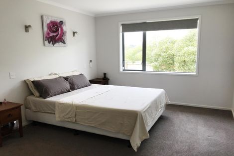 Photo of property in 22 Kilbryde Crescent, Pokeno, 2402