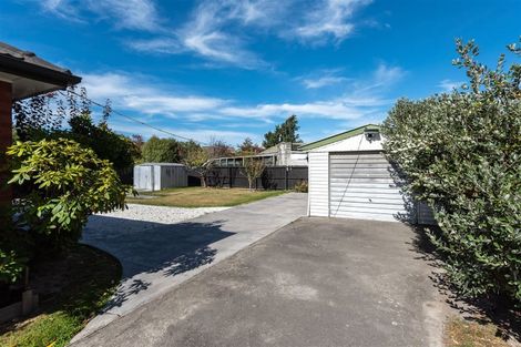 Photo of property in 27 Beatrice Place, Avonhead, Christchurch, 8042