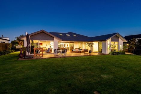 Photo of property in 13 Waterton Point, Huntingdon, Ashburton, 7774