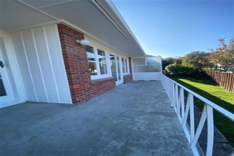 Photo of property in 3/3 Penzance Road, Mairangi Bay, Auckland, 0630