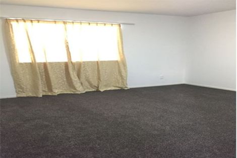 Photo of property in 217 Sturges Road, Henderson, Auckland, 0612