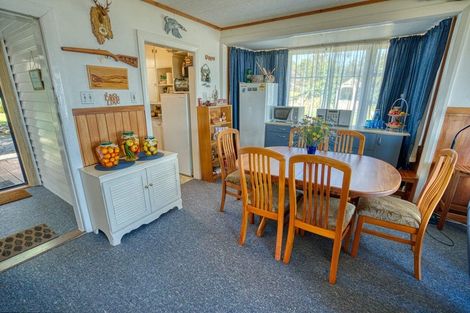 Photo of property in 14 Ahau Street, Moana, 7872