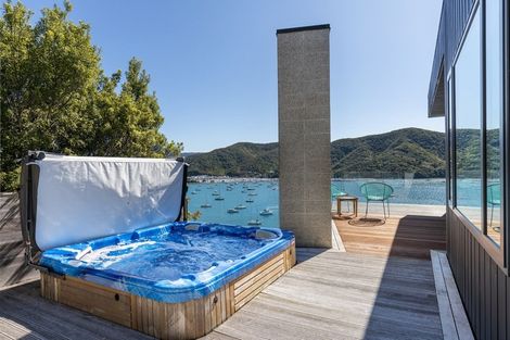 Photo of property in 4 Marina View, Waikawa, Picton, 7281