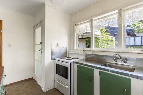 Photo of property in 1/15 Rotoiti Avenue, Pakuranga Heights, Auckland, 2010