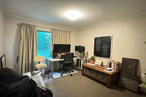 Photo of property in 1/19a Verran Road, Birkenhead, Auckland, 0626