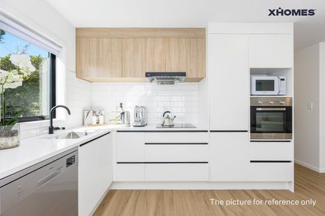 Photo of property in 2 Staverton Crescent, Mangere, Auckland, 2022