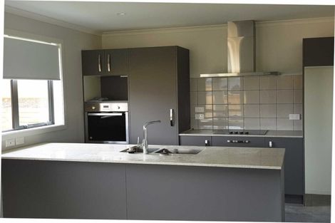 Photo of property in 1 Antrim Glade, Welcome Bay, Tauranga, 3175