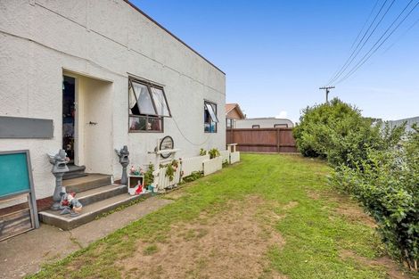 Photo of property in 46 Wynyard Street, Normanby, Hawera, 4614