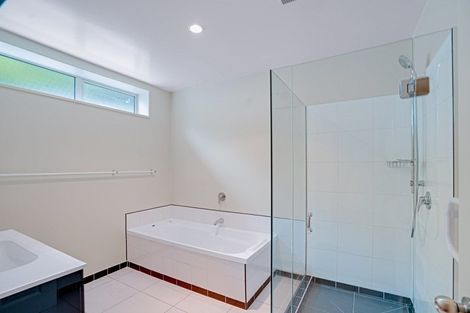 Photo of property in 9 Dudley Road, Lyttelton, 8082