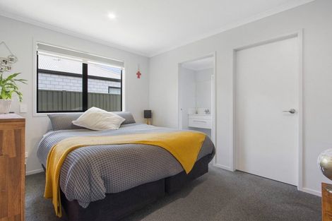 Photo of property in 5 Moss Lane, Omokoroa, 3114