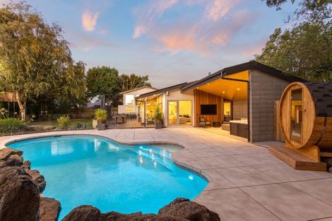 Photo of property in 272 Halswell Junction Road, Halswell, Christchurch, 8025