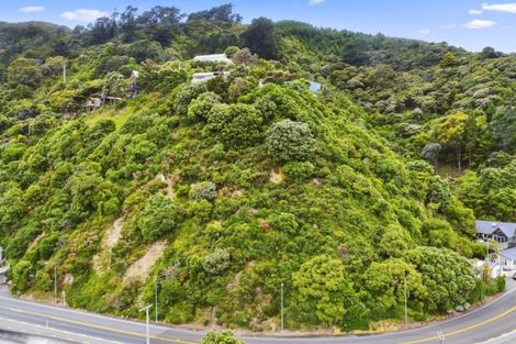Photo of property in 501 Marine Drive, Sunshine Bay, Lower Hutt, 5013
