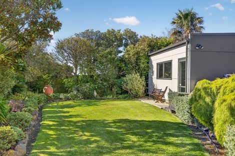 Photo of property in 74 Glenstrae Road, Redcliffs, Christchurch, 8081