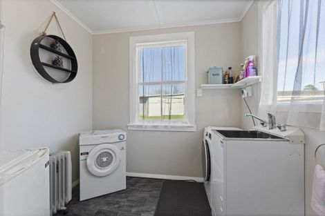 Photo of property in 10 Tiraumea Road, Pahiatua, 4910