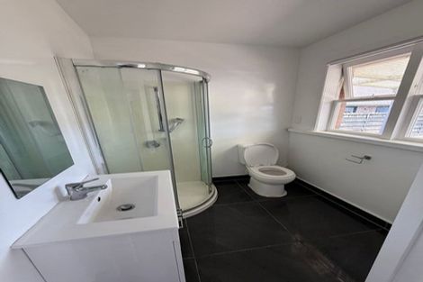 Photo of property in 36 Rathgar Road, Henderson, Auckland, 0610