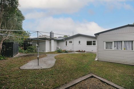 Photo of property in 12 Lifford Place, Awapuni, Palmerston North, 4412