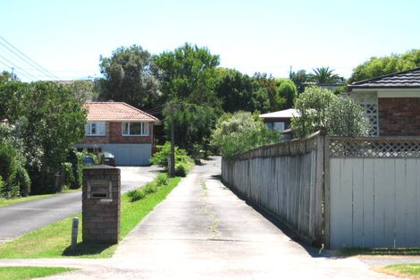 Photo of property in 1/124 Nile Road, Milford, Auckland, 0620