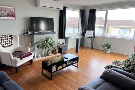 Photo of property in 37 Ellis Avenue, Mount Roskill, Auckland, 1041