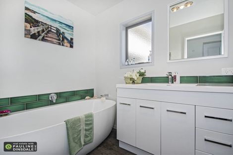 Photo of property in 21 Finlayson Road, Matarau, Whangarei, 0176