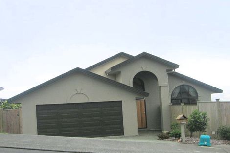 Photo of property in 33 Kentwood Drive, Woodridge, Wellington, 6037