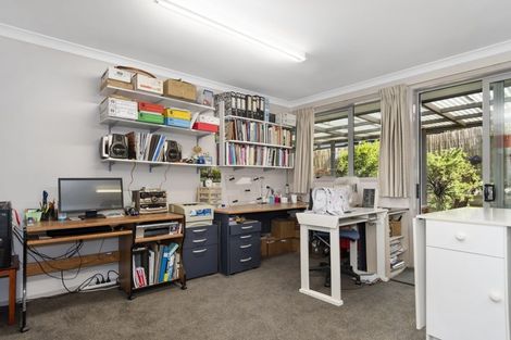 Photo of property in 5 Olive Close, Omokoroa, 3114