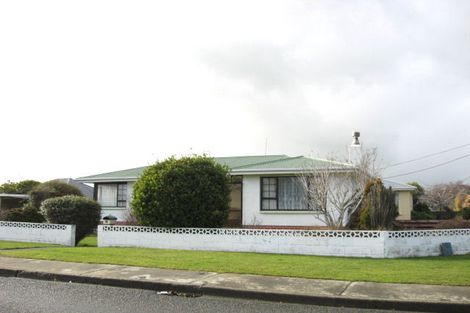 Photo of property in 18 Myers Street, Waikiwi, Invercargill, 9810